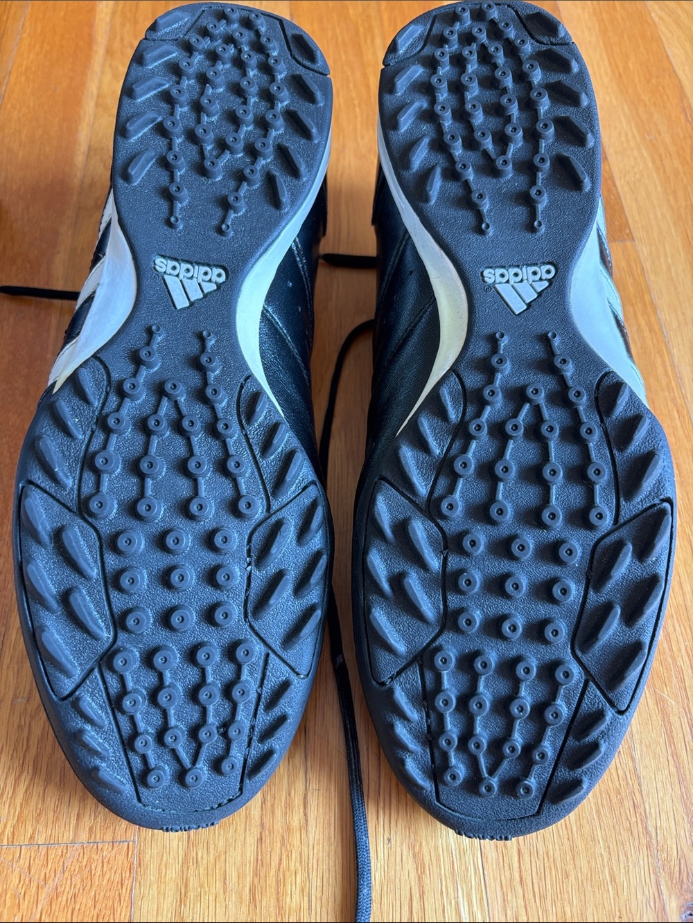adidas Black and White Men's adiNOVA TRX TF Athletic Soccer Shoes 10.5 - Picture 5 of 13